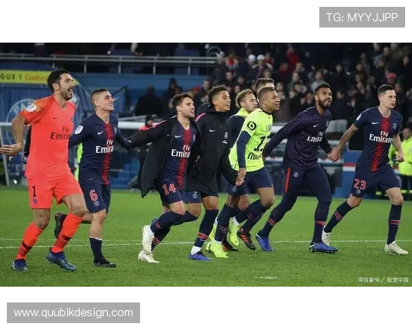 TA记者:姆巴佩的父亲已受里尔邀请参加双方高层的赛前午宴 TA记者:姆巴佩的父亲已受里尔邀请参加双方高层的赛前午宴